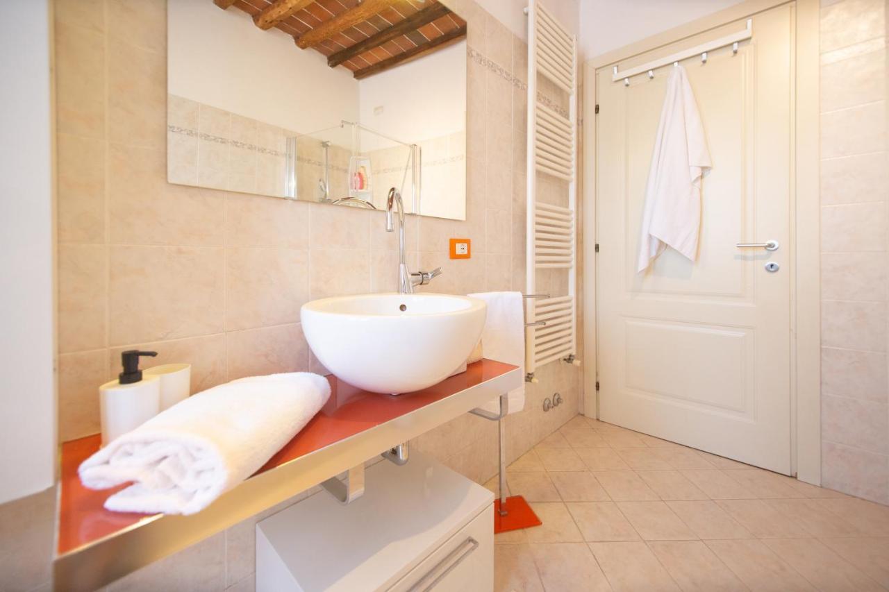 Serena Apartment, Cosy Close Center Town Lucca Exterior photo