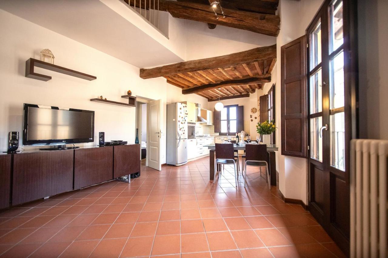 Serena Apartment, Cosy Close Center Town Lucca Exterior photo