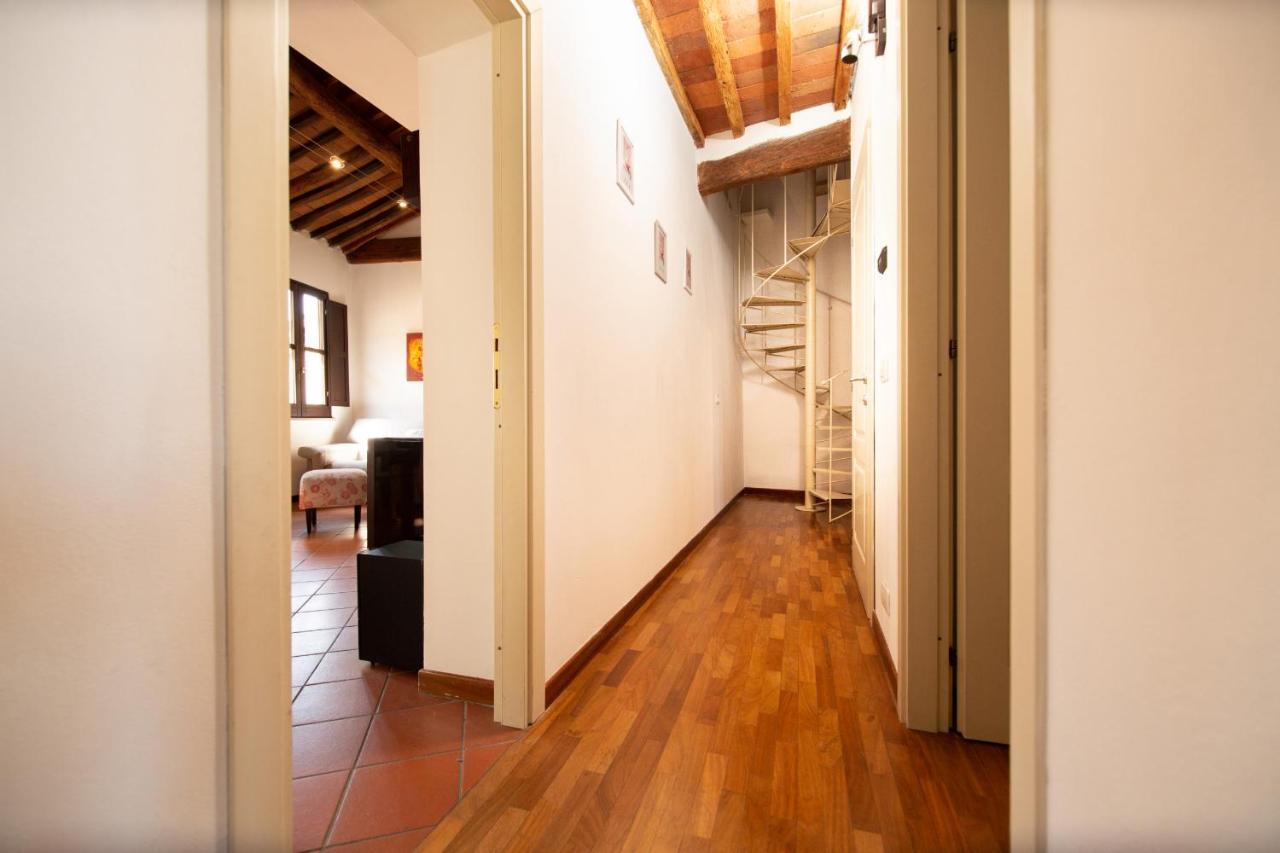 Serena Apartment, Cosy Close Center Town Lucca Exterior photo